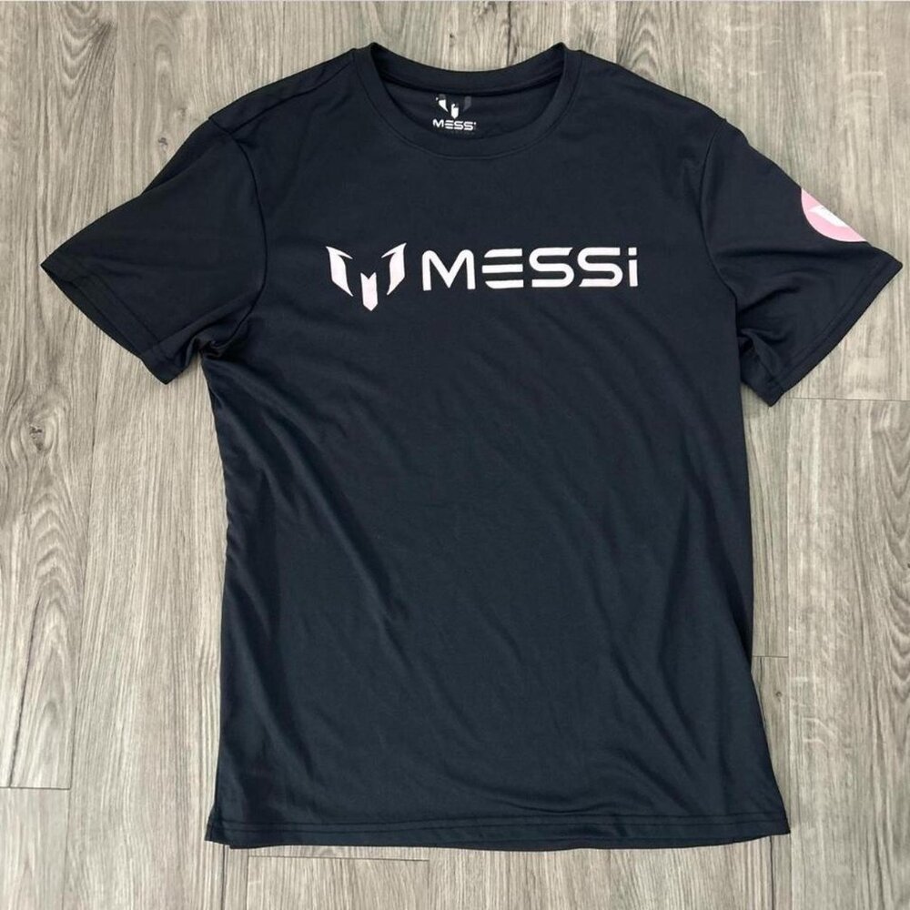 Black and white Messi sportswear t-shirt #Messi #Sportswear